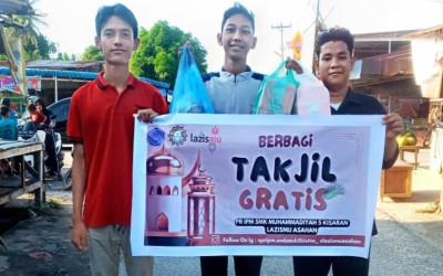 Berbagi Takjil dan Kemeriahan Ramadhan