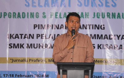 Upgrading Skill Pelatihan Dasar Jurnalistik Siswa SMK Muhammadiyah 5 Kisaran